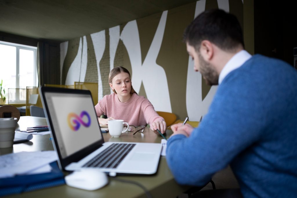 Leveraging AI Technology: The Future of Marketing and Sales for Small Businesses
